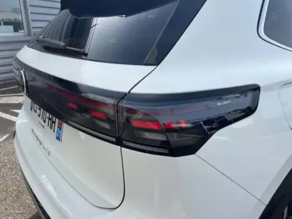 Photo 9 Volkswagen Tiguan T1 NOUVEAU 2.0 TDI 150CH DSG7 R LINE