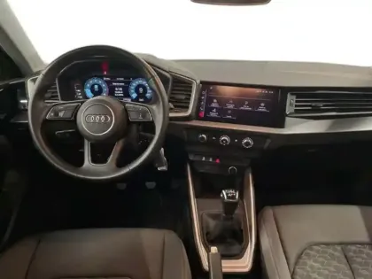 Photo 7 Audi A1 30 TFSI 110 ch BVM6 Advanced