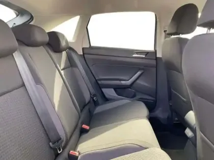 Photo 8 Volkswagen Taigo 1.0 TSI 116 CH DSG7 LIFE