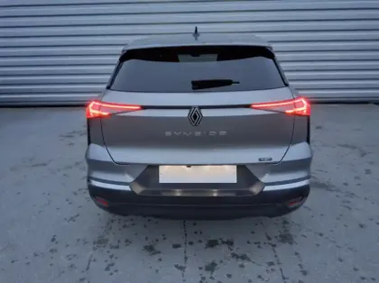 Photo 5 Renault Symbioz Nouveau E-Tech full hybrid 145 Techno