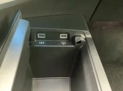 Photo 20 Peugeot 3008 Nouveau Hybrid 136 e-DCS6 Allure