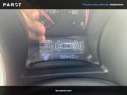 Photo 6 Alfa Romeo Giulietta 1.4 TB MultiAir 150ch Lusso Stop&Start