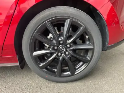 Photo 13 Mazda Mazda3 2.0 e-SKYACTIV-X M-Hybrid 186ch Exclusive