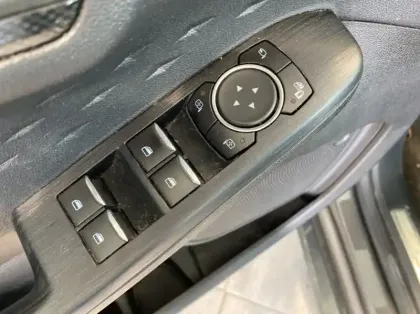 Photo 5 Ford Kuga 2.5 Duratec 225ch PowerSplit PHEV ST-Line e-CVT 13cv