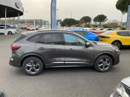 Photo 47 Ford Kuga Gén. III Ph2 ST-Line 5