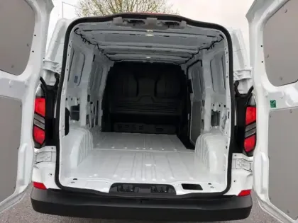 Photo 8 Ford Custom Gén. II Ph1 Trend 1