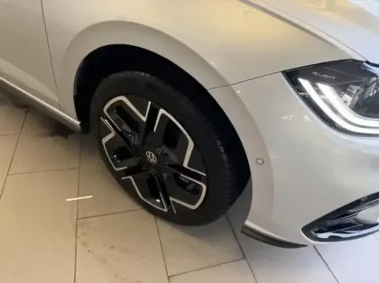 Photo 6 Volkswagen Polo  1.0 TSI 116ch R-Line Edition DSG7