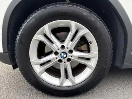 Photo 9 BMW X3  sDrive18dA 150ch Lounge Euro6c