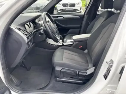 Photo 10 BMW X3  sDrive18dA 150ch Lounge Euro6c