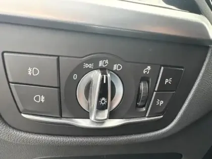 Photo 11 BMW X3  sDrive18dA 150ch Lounge Euro6c