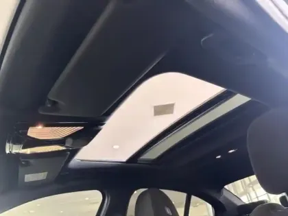 Photo 13 BMW Serie 3 Série 3 320dA xDrive 190ch M Sport