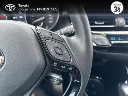 Photo 13 Toyota C-HR  1.8 Hybride 122ch Design E-CVT