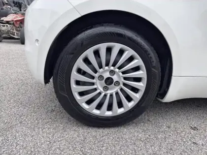 Photo 13 Fiat 500 Gén. II Ph1 MY23 Pack Cft&Style&Tech 3