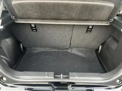 Photo 8 Suzuki Swift  1.2 Hybrid 83ch Privilège Auto