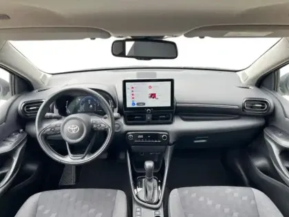 Photo 9 Toyota Yaris  116h Design 5p MC24