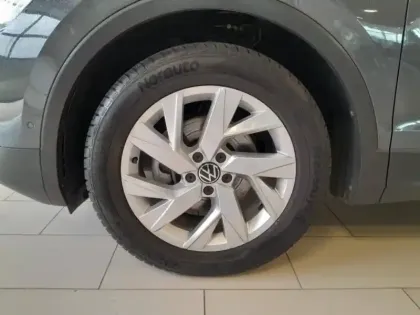 Photo 7 Volkswagen Tiguan  2.0 TDI 150ch Elegance DSG7