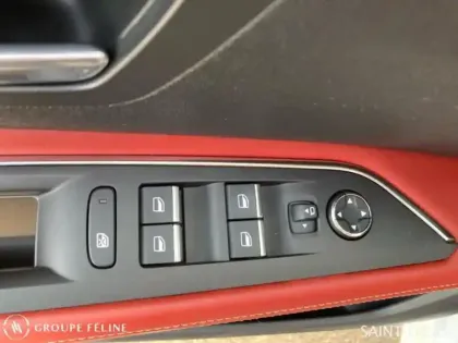 Photo 12 Peugeot 3008  HYBRID 225ch GT Pack e-EAT8