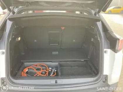 Photo 5 Peugeot 3008  HYBRID 225ch GT Pack e-EAT8