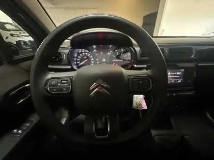 Photo 10 Citroën C3  1.2 PureTech 83ch S&S Feel 122-123g