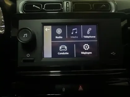 Photo 13 Citroën C3  1.2 PureTech 83ch S&S Feel 122-123g