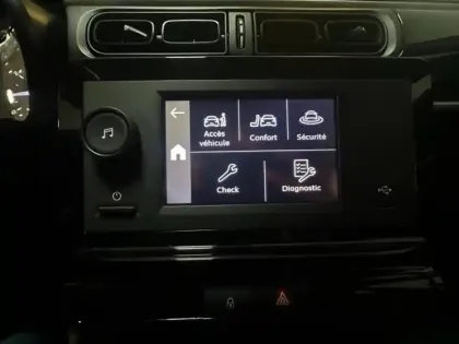 Photo 14 Citroën C3  1.2 PureTech 83ch S&S Feel 122-123g