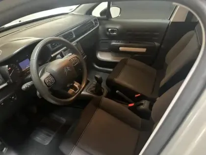 Photo 7 Citroën C3  1.2 PureTech 83ch S&S Feel 122-123g