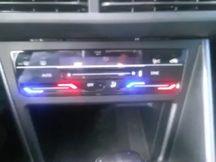 Photo 12 Volkswagen Taigo  1.0 TSI 110ch Style DSG7