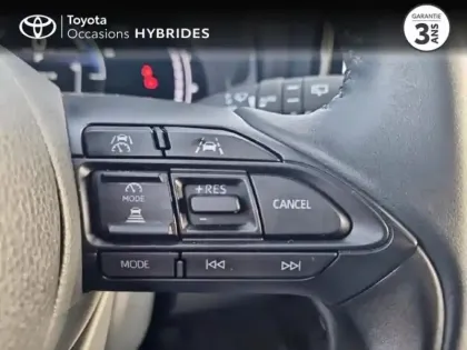 Photo 14 Toyota Yaris  116h Design 5p MC24