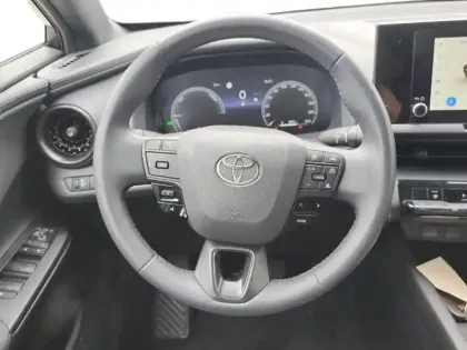 Photo 12 Toyota C-HR  1.8 Hybride 140ch Dynamic NG23