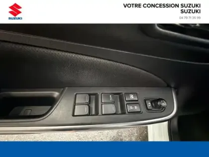 Photo 10 Suzuki Swift  1.2 Dualjet Hybrid 83ch Pack AllGrip