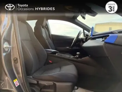 Photo 5 Toyota C-HR  122h Graphic 2WD E-CVT MY20