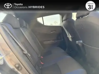 Photo 6 Toyota C-HR  122h Graphic 2WD E-CVT MY20