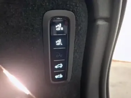 Photo 13 Volvo Ex90  Twin Performance 517ch Ultra 7 places