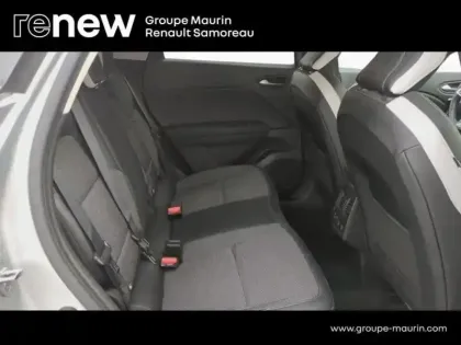 Photo 13 Renault Captur  1.6 E-Tech hybride 145ch Intens -21