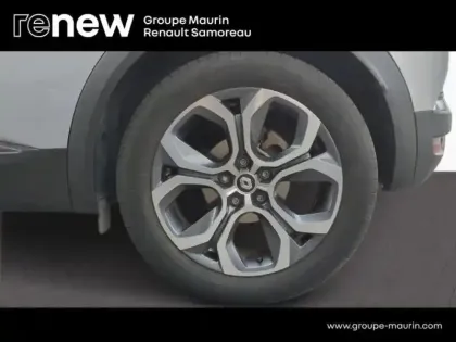 Photo 6 Renault Captur  1.6 E-Tech hybride 145ch Intens -21