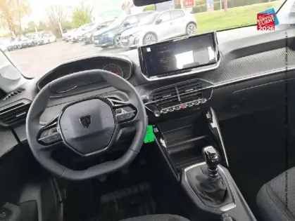 Photo 14 Peugeot 208  1.2 100ch Style S&S