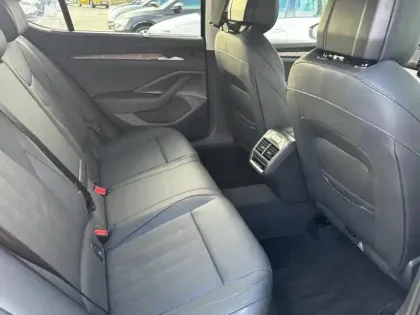 Photo 14 Skoda Superb Gén. IV Ph1 Laurin & Klement 4