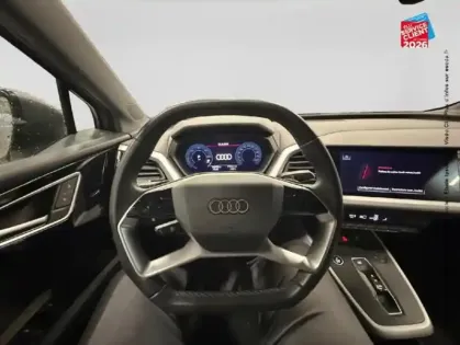 Photo 11 Audi Q4  e-tron 35 e-tron 170ch