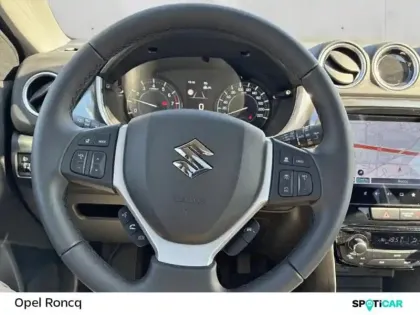 Photo 23 Suzuki Vitara  1.4 Boosterjet Hybrid 110ch Style MY25