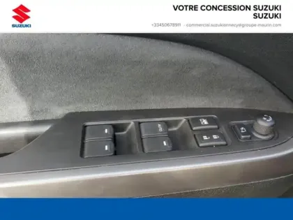 Photo 8 Suzuki Vitara  1.5 Dualjet Hybrid 115ch Style Auto Allgrip