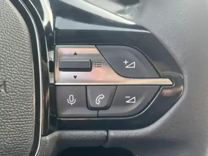 Photo 13 Peugeot 308  1.2 PureTech 130ch S&S Allure Pack