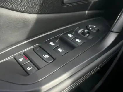 Photo 9 Peugeot 308  1.2 PureTech 130ch S&S Allure Pack