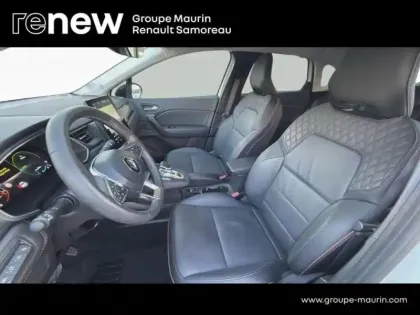 Photo 10 Renault Captur  1.6 E-Tech hybride 145ch Iconic