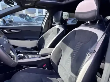 Photo 11 Kia Ev6  325ch GT-Line Pack Style Pack Sécurité 4WD