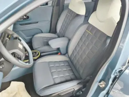 Photo 8 Fiat Panda Grande  1.2 Hybrid Turbo 110ch La Prima eDCT6