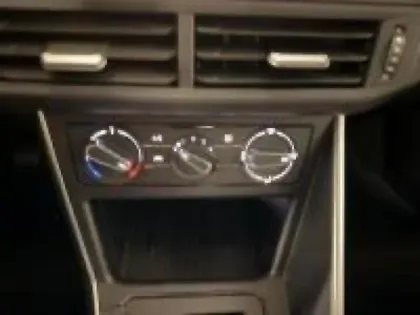 Photo 9 Volkswagen Polo  1.0 TSI 95ch VW Edition