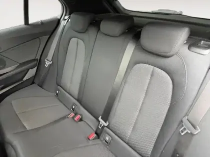 Photo 12 BMW Serie 1 Série 1 118iA 136ch Business Design DKG7