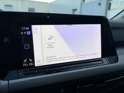 Photo 6 Volkswagen Golf  SW 2.0 TDI SCR 150ch Life DSG7