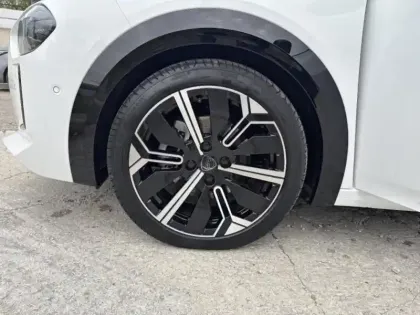 Photo 11 Lancia Ypsilon  1.2 Ibrida 100ch LX eDCT6