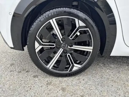 Photo 13 Lancia Ypsilon  1.2 Ibrida 100ch LX eDCT6